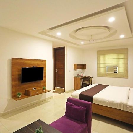 Hotel Urban Luxury 新德里 外观 照片