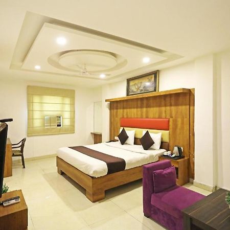Hotel Urban Luxury 新德里 外观 照片