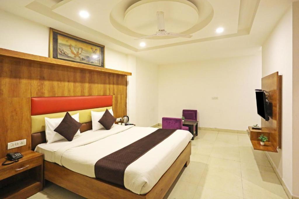 Hotel Urban Luxury 新德里 外观 照片